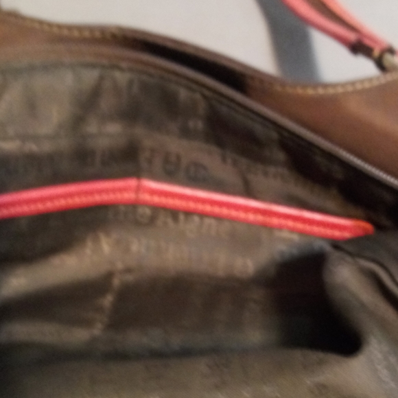 COPY - Etienne Aigner - Picture 11 of 14